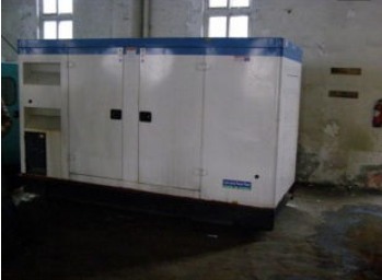永新康明斯150kw大型柴油二手发电机组